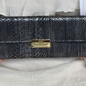 BCBG CLUTCH